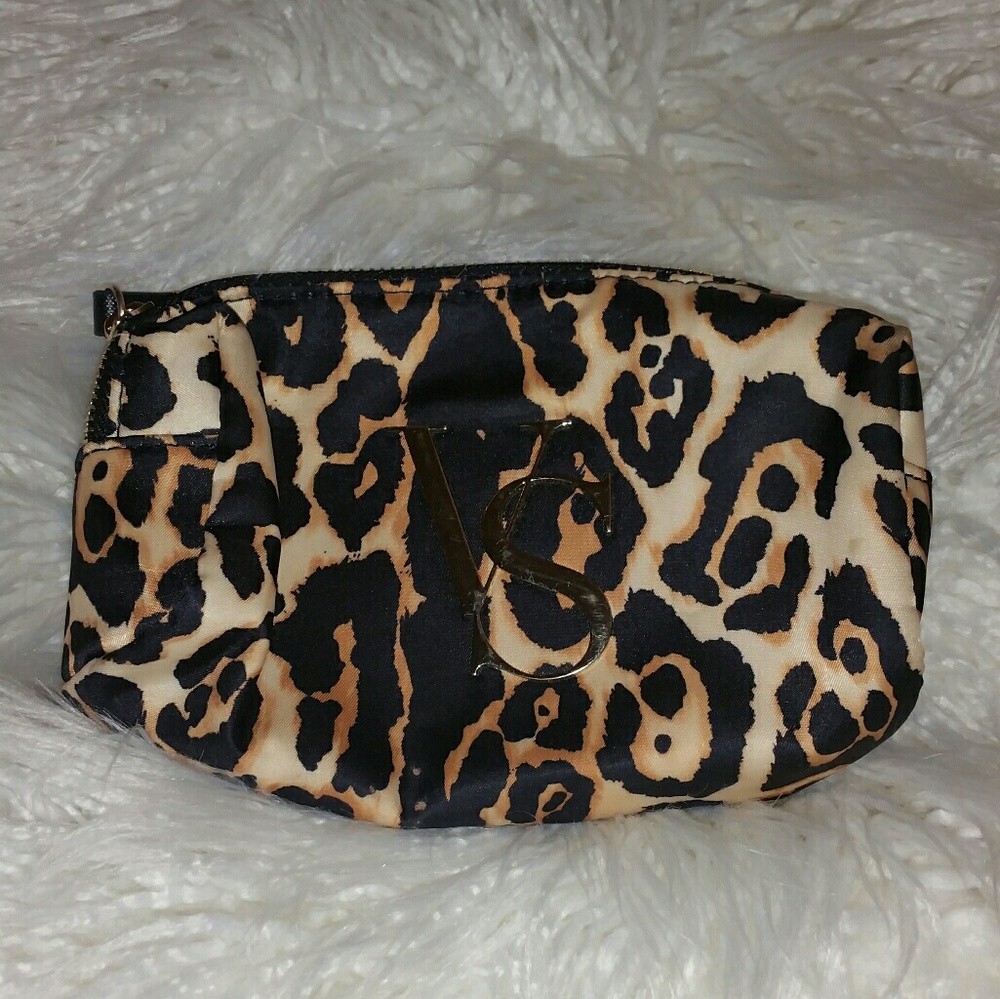 VICTORIA SECRET small cosmetic bag..